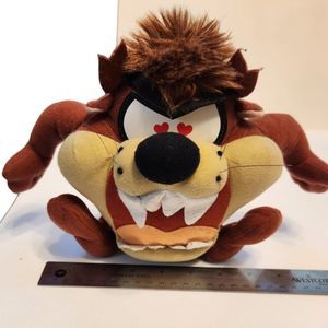 Taz Lovestruck Vintage 02 Loony Toons Tasmanian Devil 8" Red shorts White Hearts